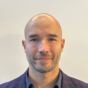 Dr. Alexandru Crisan