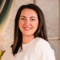 Dr. Andreea Dinca